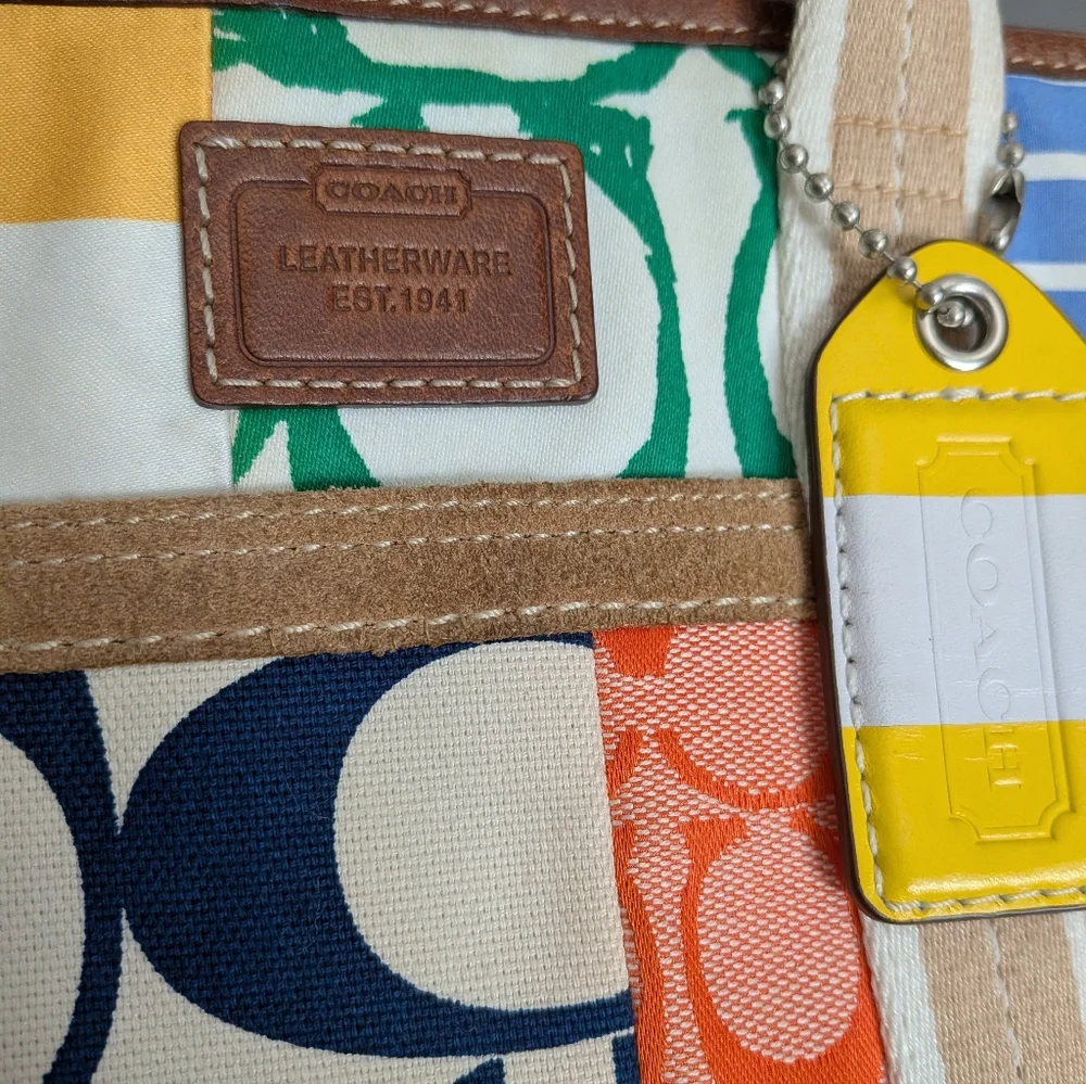 Coach Vintage Y2K Scribble Patchwork Hamptons Weekend Tote Bag #10454 - Picture 2 of 9